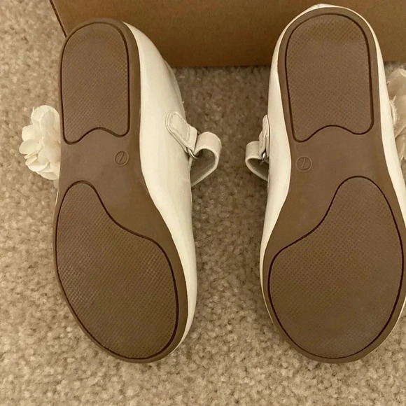 EUC Baby Deer Dress Shoe - Picture 4 of 9